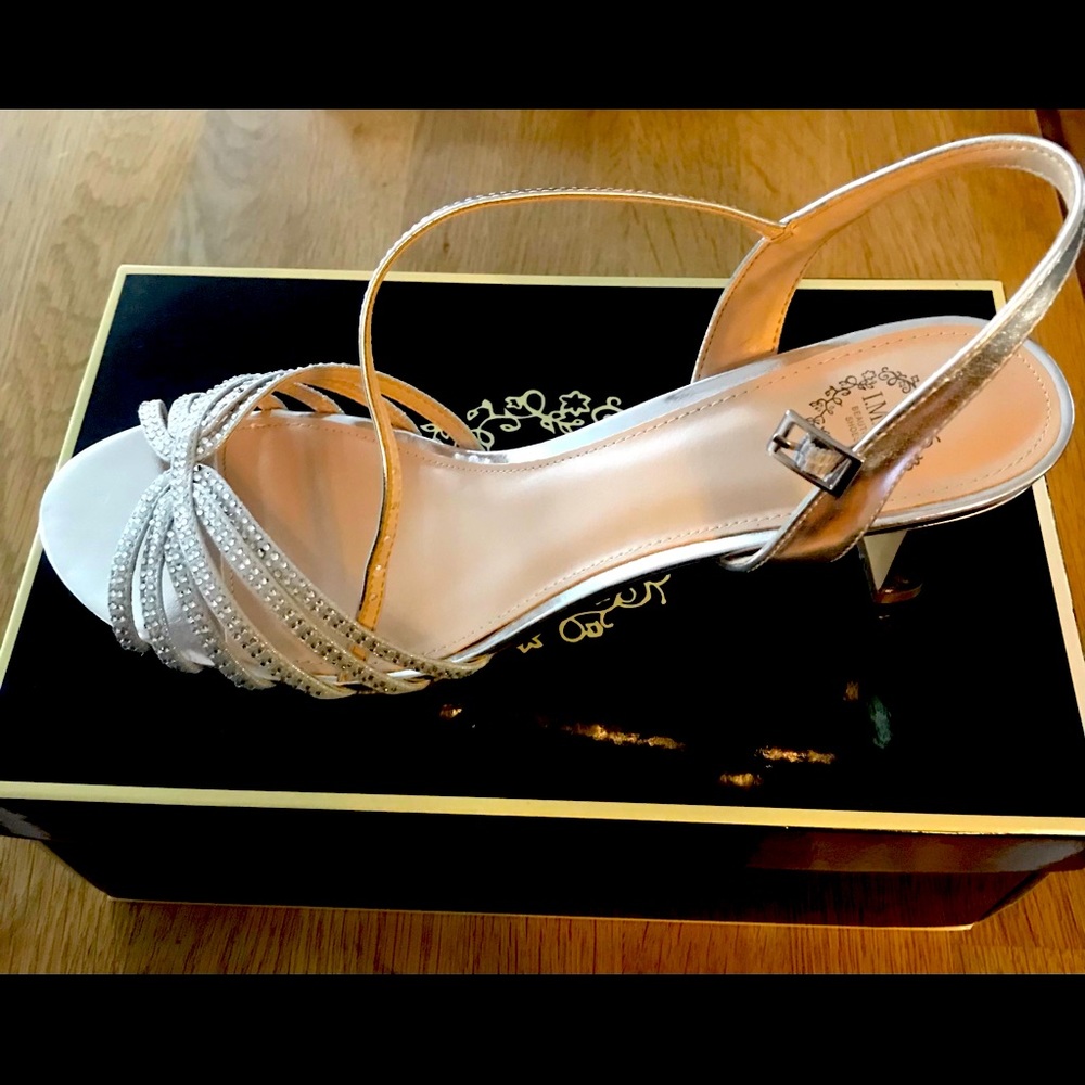 Silver Heels - size 10, fit me @ 9.5